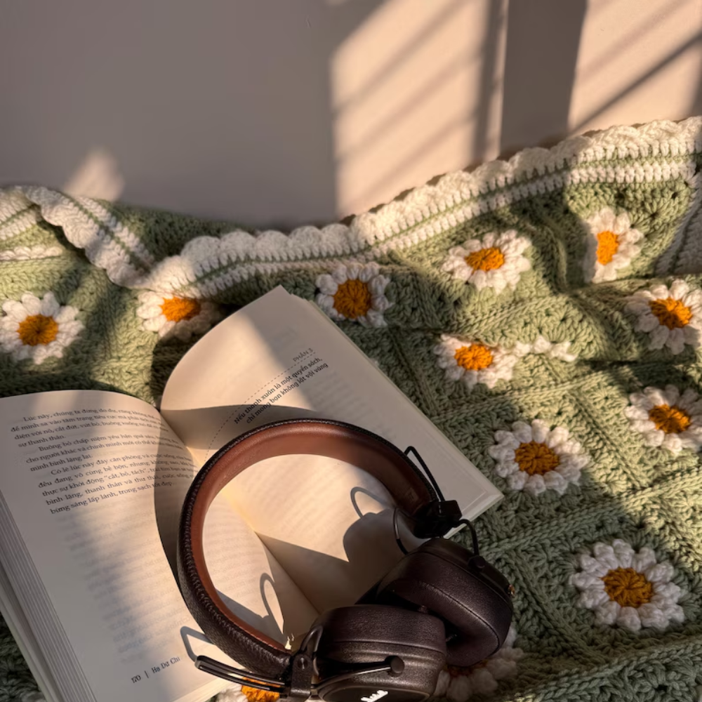 Olive Daisy Blanket Crochet Pattern
