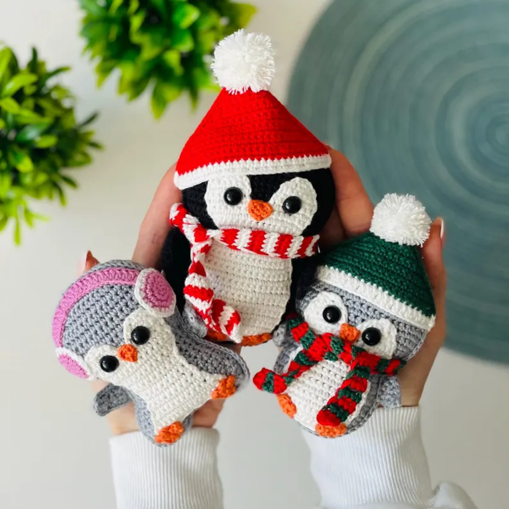 Festive Amigurumi Christmas Crochet Pattern