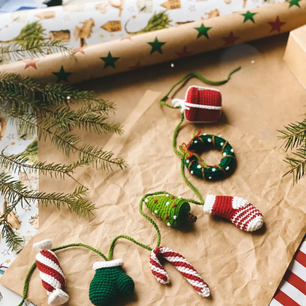 New Year's Garland Crochet Pattern