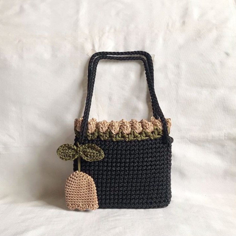 Tulip Tote Crochet Pattern