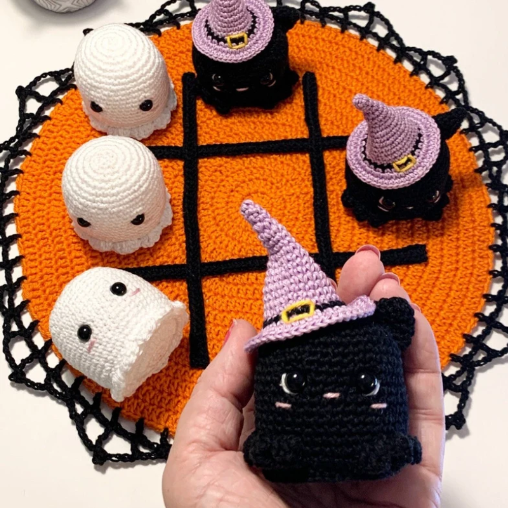 Halloween Tic Tac Toe Crochet Pattern