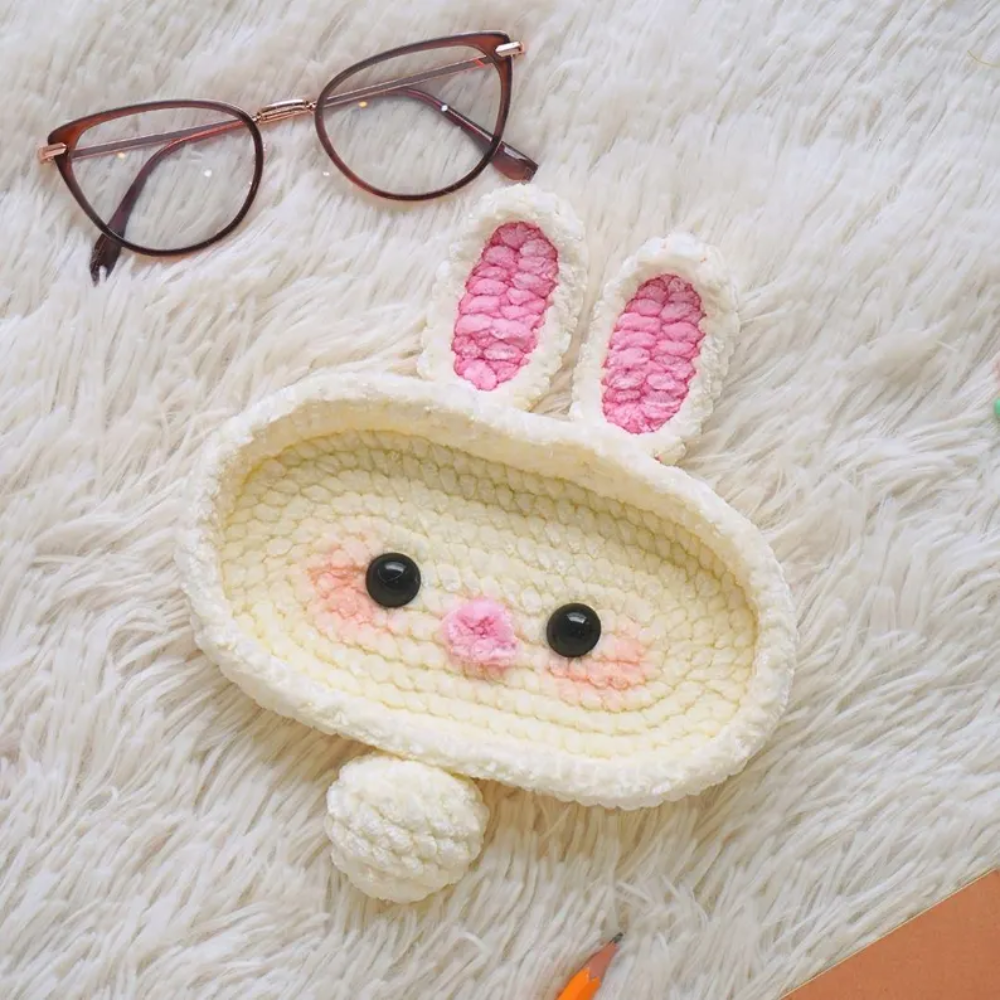 Bunny Eyeglasses Holder Crochet Pattern