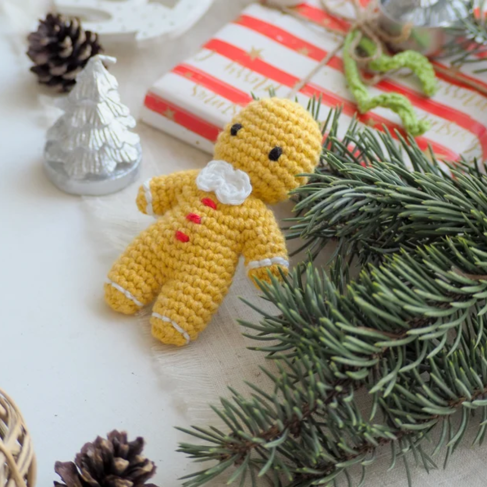 2-in 1 Christmas Wonderland Decor Crochet Pattern