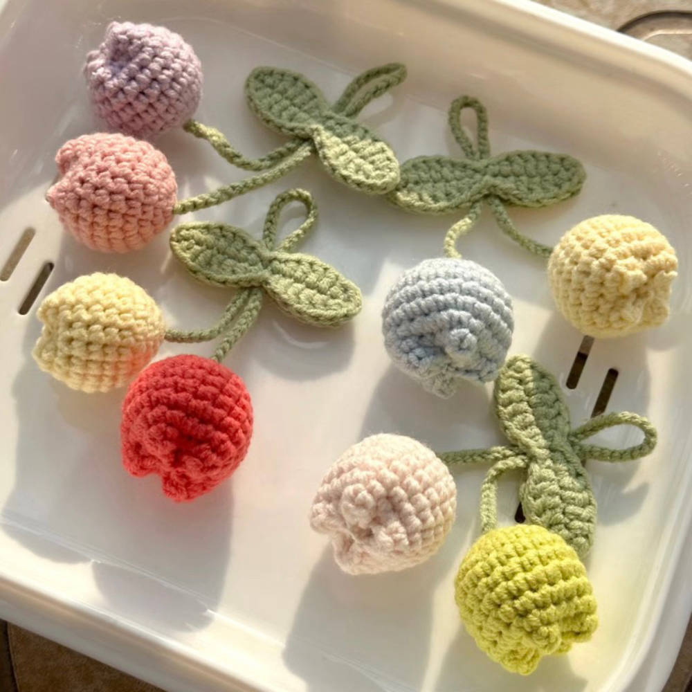 Tulip Keychain Crochet Pattern