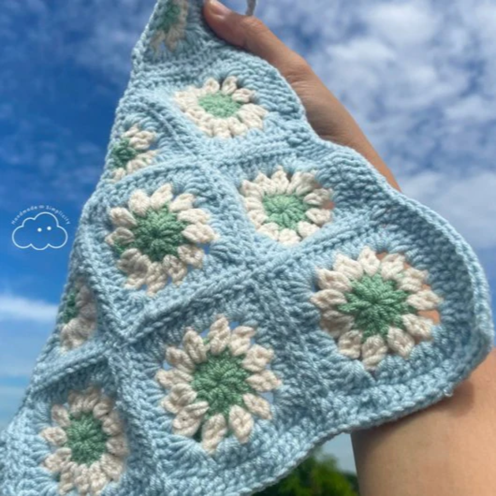 Daisy Bandana Crochet Pattern
