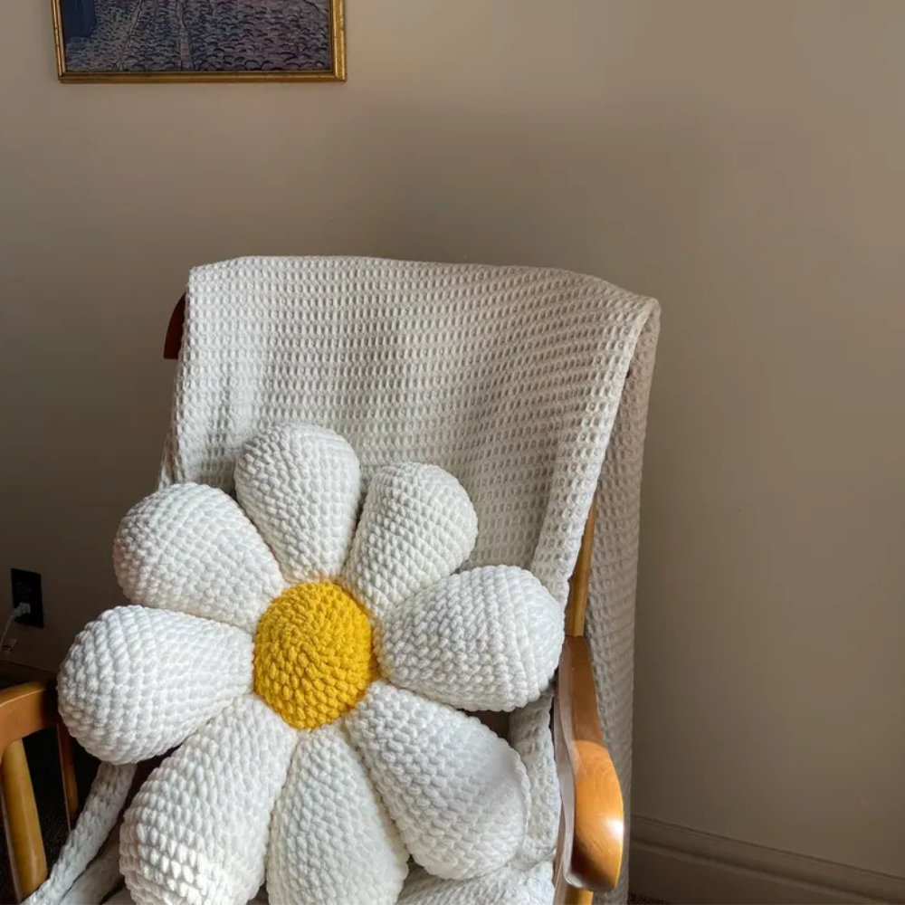 Plush Daisy Pillow Crochet Pattern