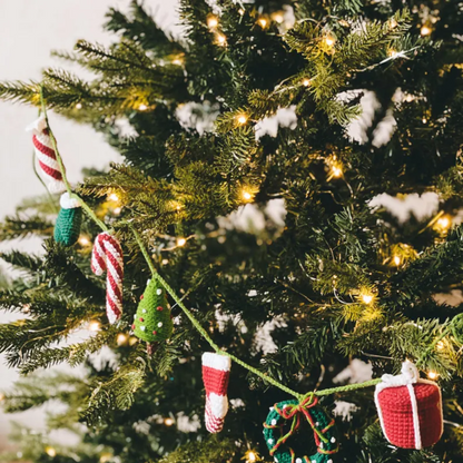 New Year's Garland Crochet Pattern