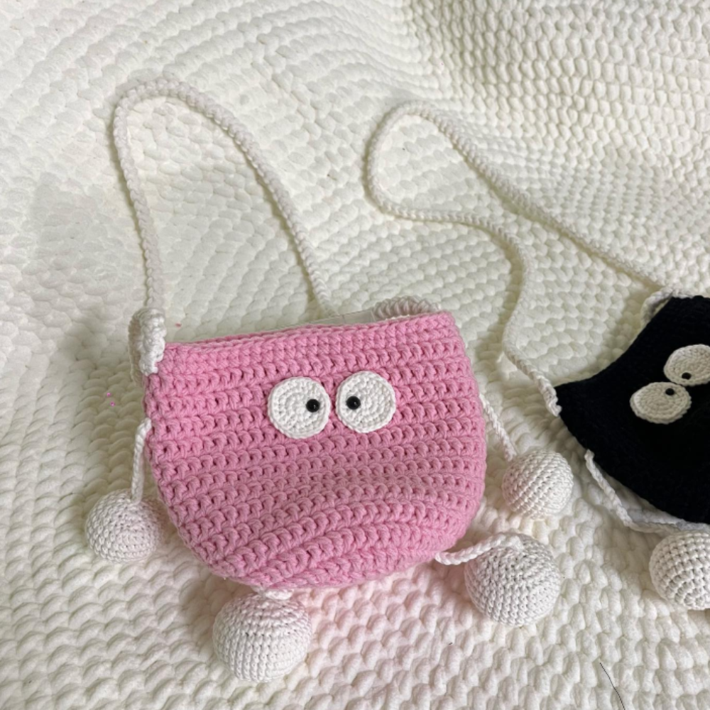Susuwatari Pouch Crochet Pattern