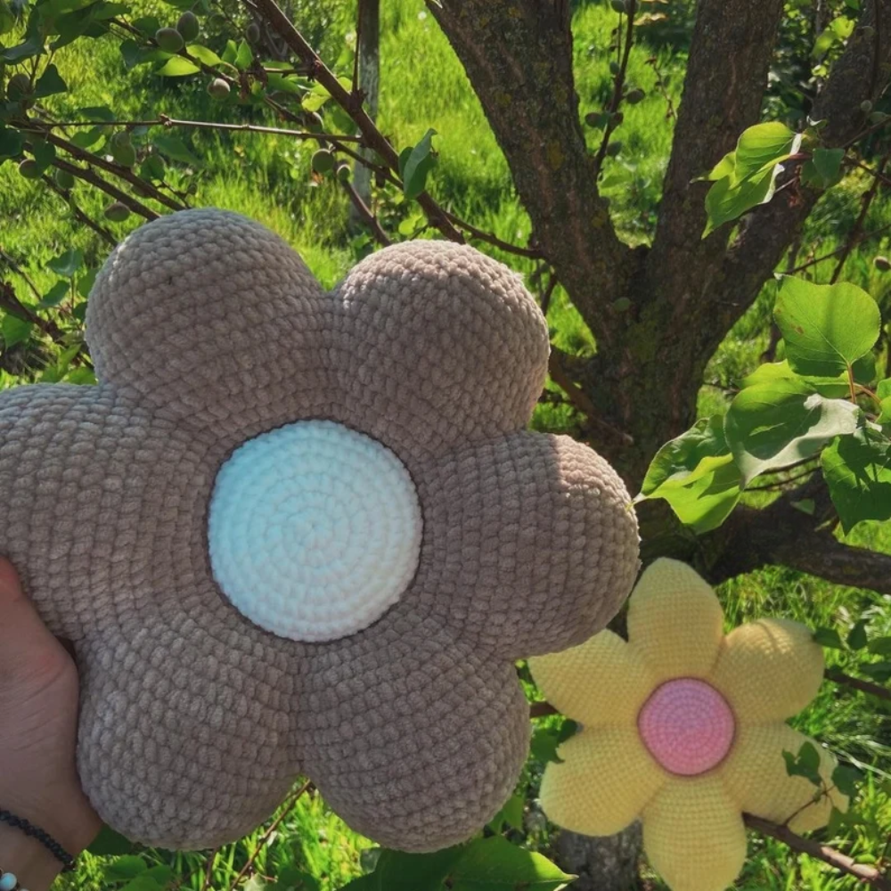 Flower Pillow Crochet Pattern